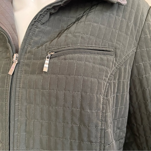 ST. John's Bay Women's Dark Green Quilted Jacket - Picture 7 of 11